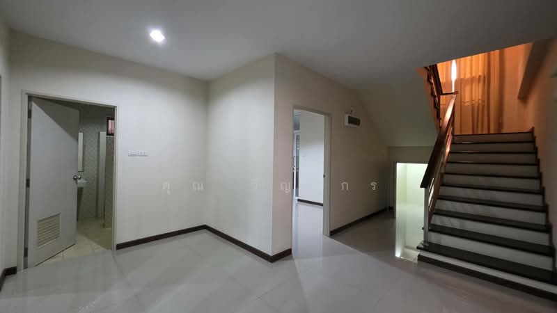 ขายด่วน เจ้าของขายเอง ขายบ้านเดี่ยว 2 ชั้น พร้อมที่ดินเปล่ามีโฉนด รวมพื้นที่ 120 ตร.วา (บ้านหลังมุม), ปทุมธานี, รังสิต, ธัญบุรี, ปทุมธานี, 258 ตร.ม., บ้านเดี่ยว ขาย, โดย คุณ วิญากร, 500303501 - DDproperty.com