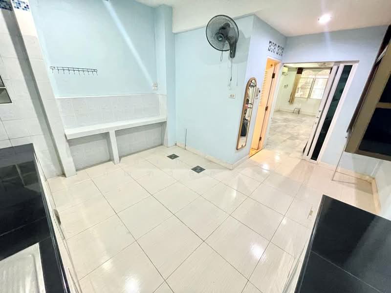 ขาย ทาวน์เฮ้าส์ 2 ชั้น หมู่บ้าน หงส์ประยูร 1 บางบัวทอง, Nonthaburi, Bang Rak Pattana, Bang Bua Thong, Nonthaburi, 2 Bedrooms, 80 sqm, Townhouse For Sale, by กรณวัสส์ กัณฑวัสส์วงส์, 500303508 - DDproperty.com