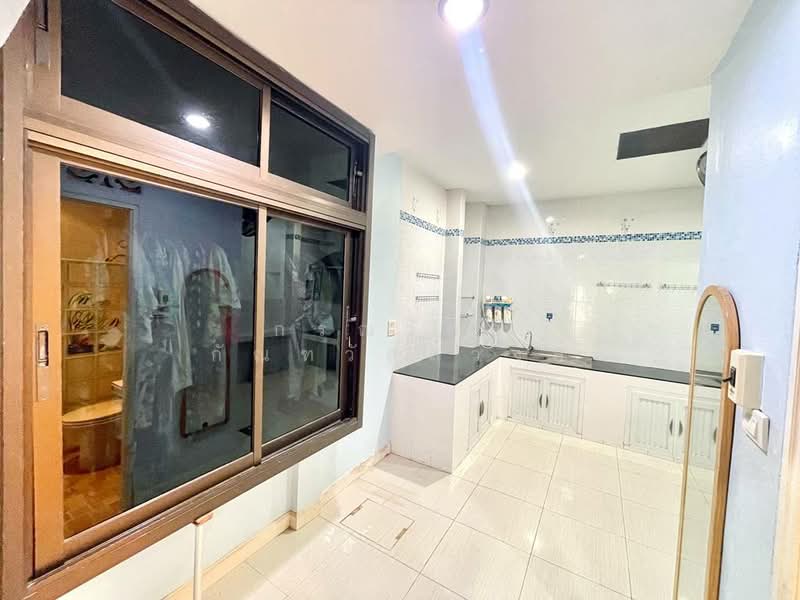 ขาย ทาวน์เฮ้าส์ 2 ชั้น หมู่บ้าน หงส์ประยูร 1 บางบัวทอง, Nonthaburi, Bang Rak Pattana, Bang Bua Thong, Nonthaburi, 2 Bedrooms, 80 sqm, Townhouse For Sale, by กรณวัสส์ กัณฑวัสส์วงส์, 500303508 - DDproperty.com