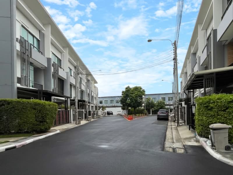 PLEX Watcharapol, Bangkok, 119 Soi Ruammit Phatthana, Tha Rang, Bang Khen, Bangkok, 3 Bedrooms, 190 sqm, Townhouse For Sale, by Punpapa Rassamee, 500303509 - DDproperty.com