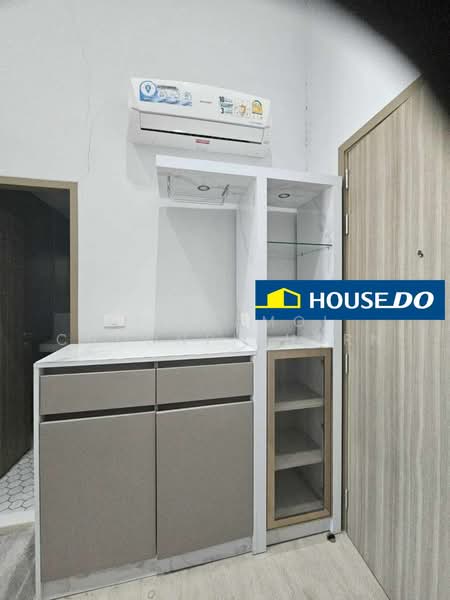 Altitude Unicorn Sathorn-Tha Phra, Bangkok, Ratchaphruek Road, Talat Plu, Thon Buri, Bangkok, 2 Bedrooms, 41 sqm, Condo For Sale, by Sirikamol Choonpicharn, 500303513 - DDproperty.com