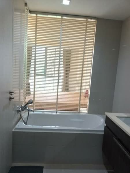 Via 49, Bangkok, 25/1 Soi Sukhumvit 49, Sukhumvit Road, Khlong Tan Nua, Watthana, Bangkok, 2 Bedrooms, 65 sqm, Condo For Rent, by Vichai  Annavakulthorn, 500303536 - DDproperty.com