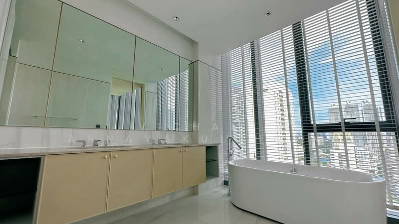 Kraam Sukhumvit 26, Bangkok, 55 Soi Sukhumvit 26 Sukhumvit Road, Khong Tan, Khlong Toei, Bangkok, 3 Bedrooms, 160 sqm, Condo For Rent, by Vichai  Annavakulthorn, 500303538 - DDproperty.com