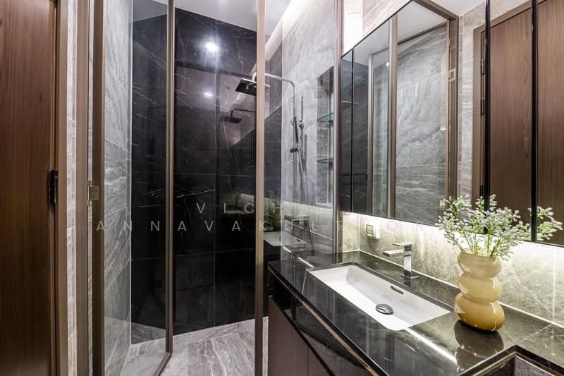 The Esse Sukhumvit 36, Bangkok, Soi Sukhumvit 36, Sukhumvit Road, Phra Kanong, Khlong Toei, Bangkok, 2 Bedrooms, 72 sqm, Condo For Rent, by Vichai  Annavakulthorn, 500303555 - DDproperty.com