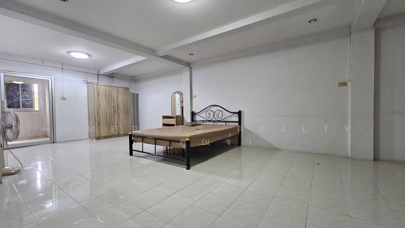 อาคารพาณิชย์ 3 ชั้นครึ่ง 2คูหา ติดถนนเพชรเกษม-โพธาราม, Ratchaburi, เพชรเกษม-โพธาราม, Ban Sing, Photharam, Ratchaburi, , 200 sqm, Shophouse For Sale, by HOMEPLUS REALTY - คุณจ๋า, 500303563 - DDproperty.com