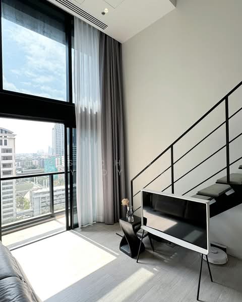 The Lofts Silom, Bangkok, Pramuan Road, Silom, Bang Rak, Bangkok, 1 Bedroom, 47 sqm, Condo For Sale, by Suchada Yodyiem, 500303569 - DDproperty.com