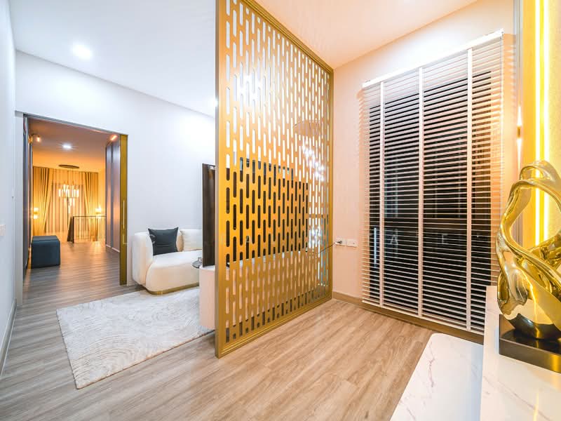 House for Sale Nong Pla Lai East Pattaya Modern Family, Chon Buri (Pattaya), Bang Lamung, Bang Lamung (Pattaya), Chon Buri (Pattaya), 4 Bedrooms, 272 sqm, Single Detached House For Sale, by PLC real estate, 500303574 - DDproperty.com