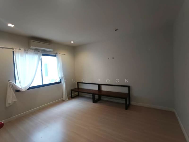 Plex Bangna, Samut Prakan, 90/239 Burapha Withi Expressway, Bang Kaeo, Bang Plee, Samut Prakan, 3 Bedrooms, 190 sqm, Townhouse For Rent, by Khun Poon, 500303581 - DDproperty.com