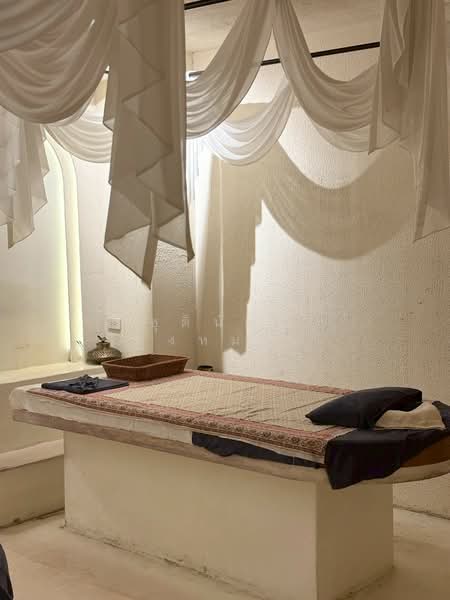 Spa and Massage Business for Takeover BTS Nana Walk Distance, Bangkok, Khlongtoei Nua, Watthana, Bangkok, , 235 sqm, Retail Space For Sale, by Chutinun Mungmai, 500303595 - DDproperty.com