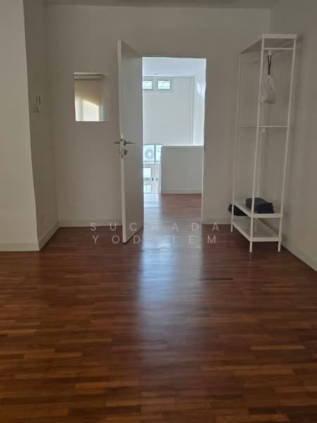 4-BR Townhouse, Bangkok, Saphan Song, Wang Thonglang, Bangkok, 4 Bedrooms, 112 sqm, Townhouse For Sale, by Suchada Yodyiem, 500303610 - DDproperty.com
