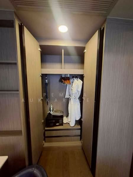 Siamese Exclusive Queens, Bangkok, 388 Phai Singto Alley, Khlong Toei, Bangkok, 1 Bedroom, 57 sqm, Condo For Sale, by Pemika Aukkaraleekul, 500303652 - DDproperty.com