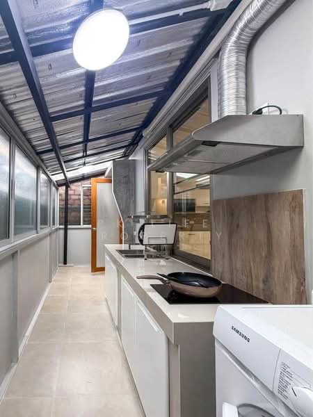 9R0786 This house for rent 2 bedroom 3 bathroom 35,000/month at wichit have fully furnished, ภูเก็ต, วิชิต, เมืองภูเก็ต, ภูเก็ต, 100 ตร.ม., ทาวน์เฮ้าส์ ให้เช่า, โดย PK LIFE Property, 500303670 - DDproperty.com