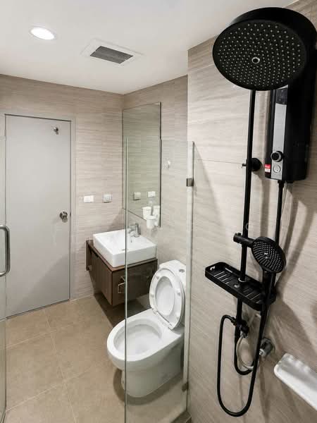 The Parkland Charan-Pinklao, Bangkok, 42 Charasanitwong, Bang Phlat, Bang Phlat, Bangkok, 2 Bedrooms, 50 sqm, Condo For Rent, by ERA Holding (Thailand) Co., Ltd., 500303676 - DDproperty.com