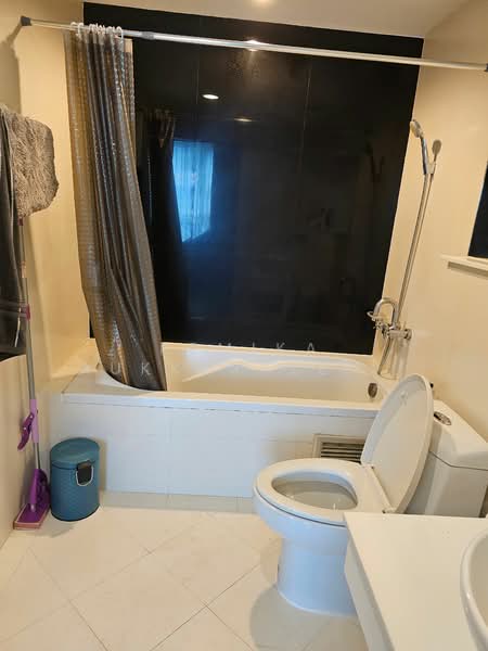 The Address Sukhumvit 42, Bangkok, 39 Soi Barbot 1, Sukhumvit Road, Phra Kanong, Khlong Toei, Bangkok, 1 Bedroom, 45 sqm, Condo For Sale, by Pemika Aukkaraleekul, 500303704 - DDproperty.com