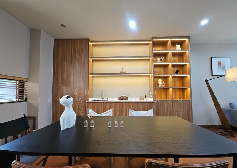 For Rent - Plume Watcharaphon-Ekkamai, Bangkok