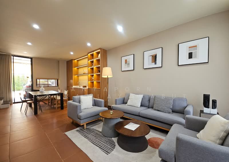 For Rent - Plume Watcharaphon-Ekkamai, Bangkok