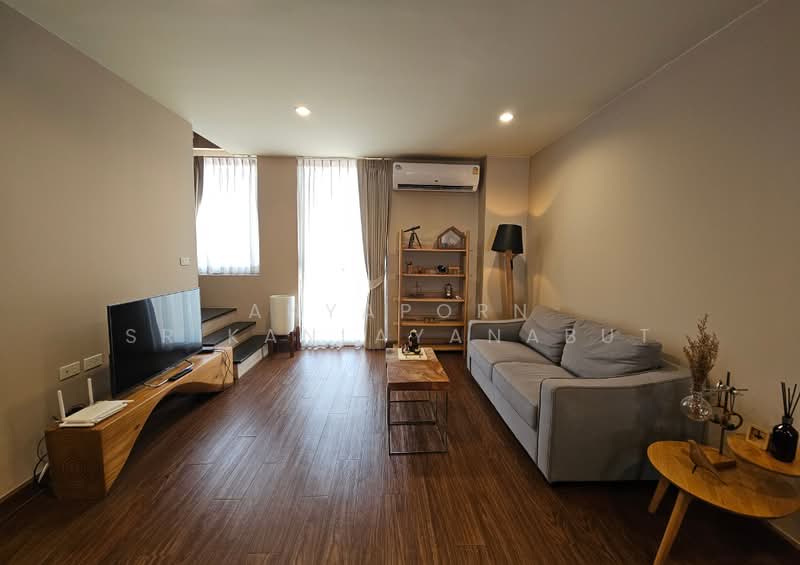 For Rent - Plume Watcharaphon-Ekkamai, Bangkok