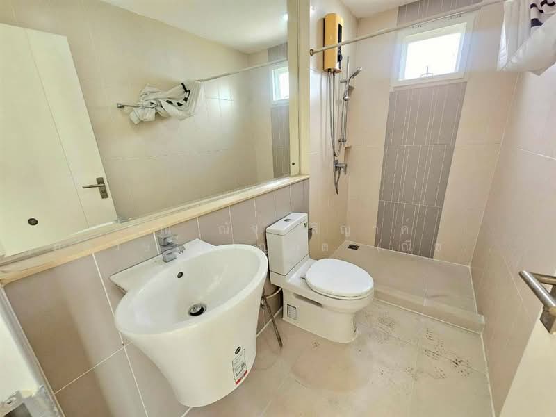 Baan Klang Muang Rama 9 (Motorway), Bangkok, New Bangkok-Chonburi Road, Suan Luang, Bangkok, 3 Bedrooms, 149 sqm, Townhouse For Sale, by คุณ ณัจภสิญาค์ ศุภควัษฐ์กาญกุล (ณิชชา), 500303720 - DDproperty.com