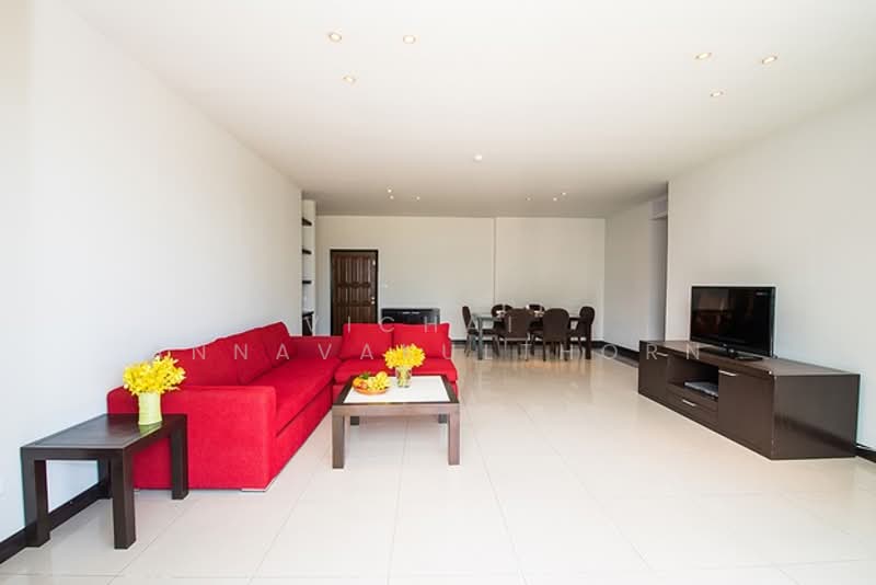 Baan Thirapa, Bangkok, 9 Soi Phra Phinit, Thung Maha Mek, Sathon, Bangkok, 4 Bedrooms, 260 sqm, Apartment For Rent, by Vichai  Annavakulthorn, 500303721 - DDproperty.com