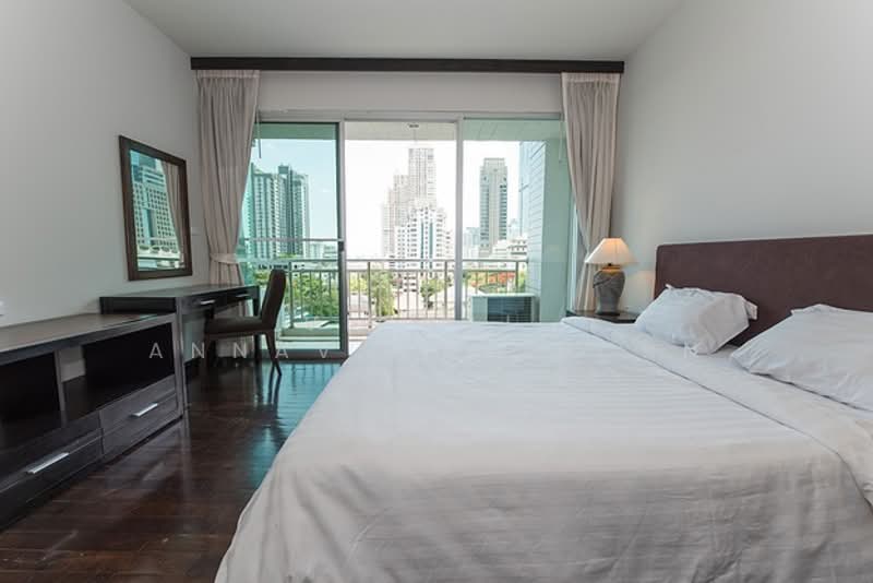 Baan Thirapa, Bangkok, 9 Soi Phra Phinit, Thung Maha Mek, Sathon, Bangkok, 4 Bedrooms, 260 sqm, Apartment For Rent, by Vichai  Annavakulthorn, 500303721 - DDproperty.com