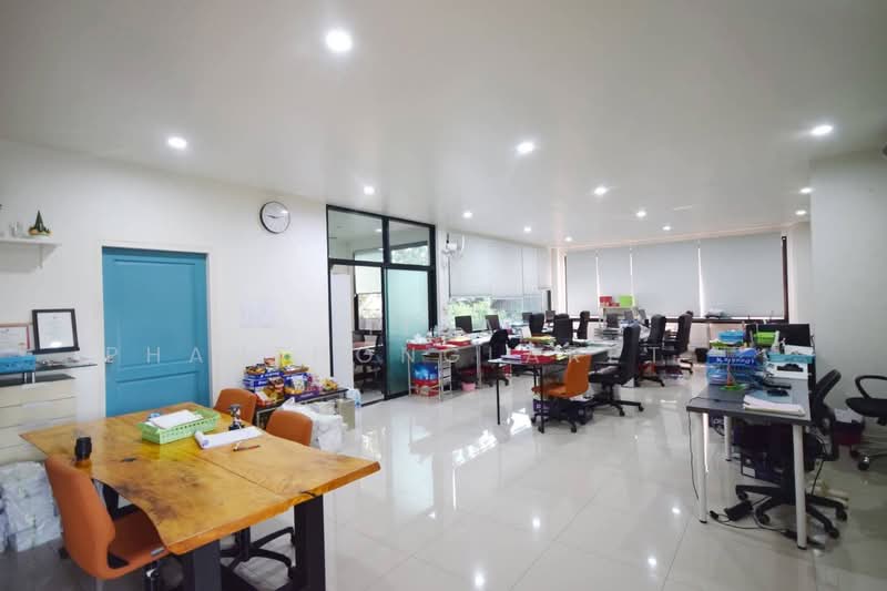 ให้เช่า โฮมออฟฟิศ ลาดพร้าว 101 ซอย 42 มีโซล่าเซลล์ cctv ใกล้รถไฟฟ้า ใกล้ทางด่วน, กรุงเทพ, คลองจั่น, บางกะปิ, กรุงเทพ, 540 ตร.ม., สำนักงาน ให้เช่า, โดย Tida phanthonglarptawee, 500303733 - DDproperty.com