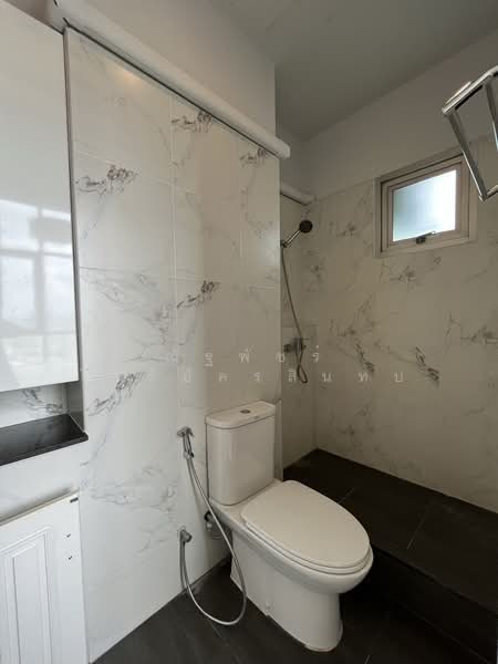 Lumpini Place Water Cliff, Bangkok, Soi Sathu Pradit 19 Yeak 10, Chong Nonsi, Yan Nawa, Bangkok, 1 Bedroom, 312 sqm, Condo For Rent, by ณัฐพัชร์ โชติอัครสินทบ, 500303740 - DDproperty.com