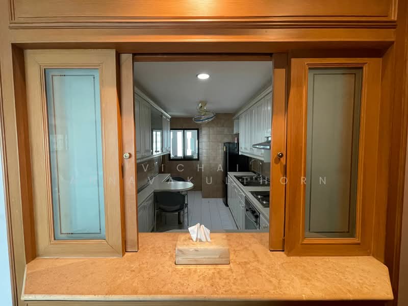 Sathorn Gardens, Bangkok, 39 South Sathorn Road, Thung Maha Mek, Sathon, Bangkok, 3 Bedrooms, 220 sqm, Condo For Rent, by Vichai  Annavakulthorn, 500303746 - DDproperty.com