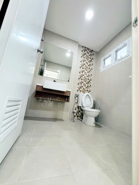3-BR Townhouse, Bangkok, Bangko, Chom Thong, Bangkok, 3 Bedrooms, 185 sqm, Townhouse For Sale, by Suchada Yodyiem, 500303759 - DDproperty.com