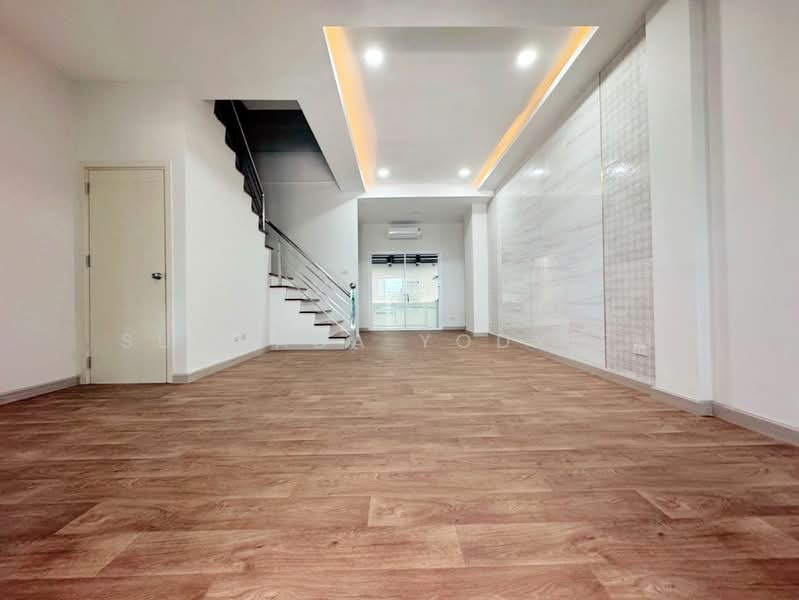 3-BR Townhouse, Bangkok, Bangko, Chom Thong, Bangkok, 3 Bedrooms, 185 sqm, Townhouse For Sale, by Suchada Yodyiem, 500303759 - DDproperty.com