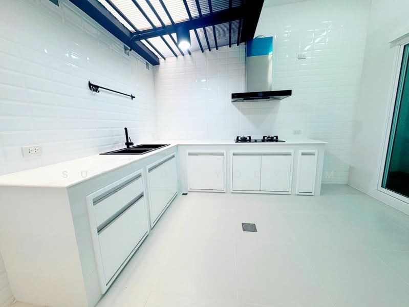 3-BR Townhouse, Bangkok, Bangko, Chom Thong, Bangkok, 3 Bedrooms, 185 sqm, Townhouse For Sale, by Suchada Yodyiem, 500303759 - DDproperty.com