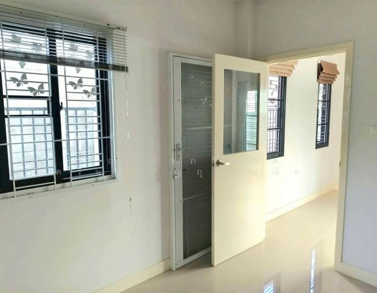 Sena Ville Lamlukka Klong 6, Pathum Thani, Soi Bueng Kham Phroi, Bung Kham Proi, Lam Luk Ka, Pathum Thani, 3 Bedrooms, 151 sqm, Single Detached House For Sale, by คุณ ณัจภสิญาค์ ศุภควัษฐ์กาญกุล (ณิชชา), 500303780 - DDproperty.com
