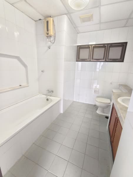 NS Tower Central City Bangna, Bangkok, 19-191 Soi Bang Na-Trat 23, Bang Na Nuea, Bang Na, Bangkok, 3 Bedrooms, 230 sqm, Condo For Sale, by Sea Saikeaw, 500303782 - DDproperty.com