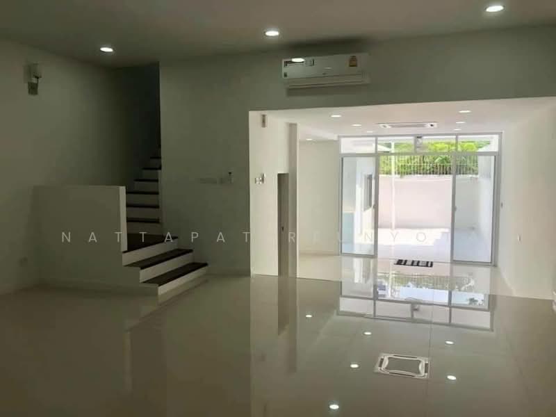For Sale - The Natural Place, Bangkok