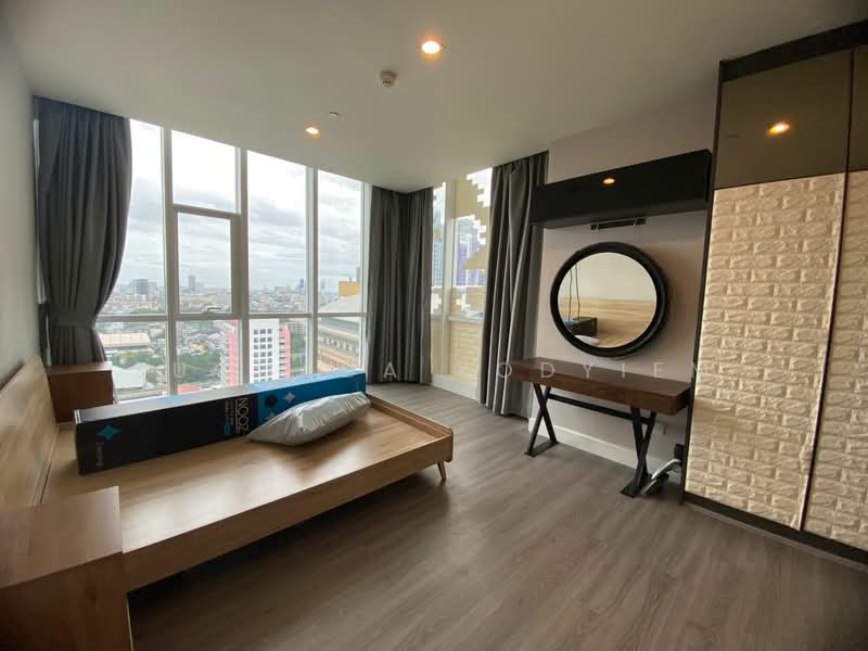 The Room Sathorn, Bangkok, 78 Pan Road, Silom, Bang Rak, Bangkok, 2 Bedrooms, 76 sqm, Condo For Sale, by Suchada Yodyiem, 500303826 - DDproperty.com