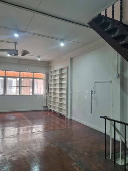 3-BR Townhouse, Bangkok, Bang Chak, Phra Khanong, Bangkok, 3 Bedrooms, 120 sqm, Townhouse For Sale, by Suchada Yodyiem, 500303835 - DDproperty.com