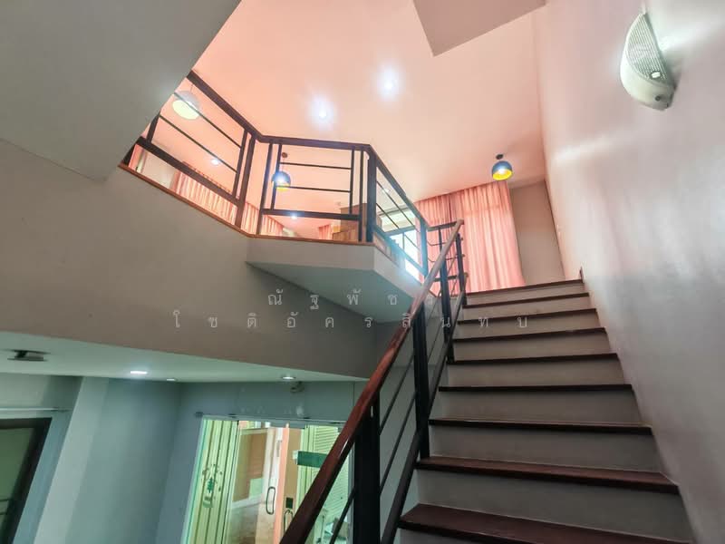 Aroonpat Rama 3 - Sathupradit, Bangkok, Yannawa Road, Chong Nonsi, Yan Nawa, Bangkok, 3 Bedrooms, 300 sqm, Townhouse For Rent, by ณัฐพัชร์ โชติอัครสินทบ, 500303850 - DDproperty.com