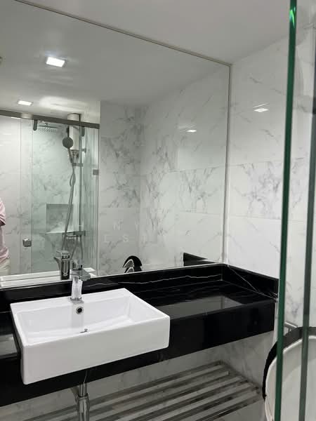 Lumpini Park Rama 9-Ratchada, Bangkok, 888 Chaturathit Road, Bang Kapi, Huai Khwang, Bangkok, 1 Bedroom, 38 sqm, Condo For Sale, by Shinyu Real Estate, 500303867 - DDproperty.com
