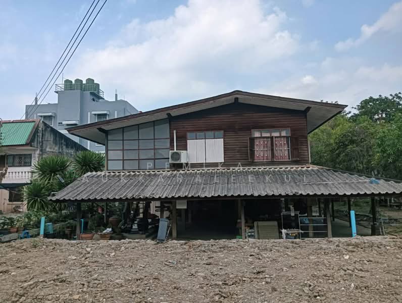 2-BR House, Bangkok, Chorake Bua, Lat Phrao, Bangkok, 2 Bedrooms, 162 sqm, Single Detached House For Sale, by Pemika Aukkaraleekul, 500303908 - DDproperty.com