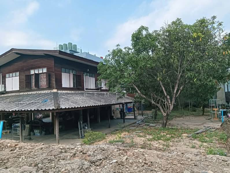 2-BR House, Bangkok, Chorake Bua, Lat Phrao, Bangkok, 2 Bedrooms, 162 sqm, Single Detached House For Sale, by Pemika Aukkaraleekul, 500303908 - DDproperty.com