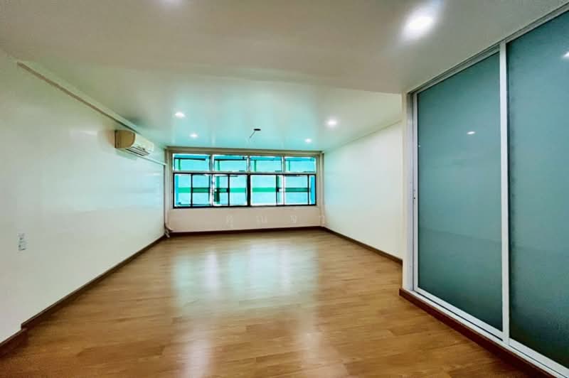 Kheha Muang Mai Bangplee, Samut Prakan, Mueang Mai Bang Phli 1 Road, Bang Sao Thong, Samut Prakan, 4 Bedrooms, 670 sqm, Townhouse For Sale, by คุณจ๋า, 500303910 - DDproperty.com