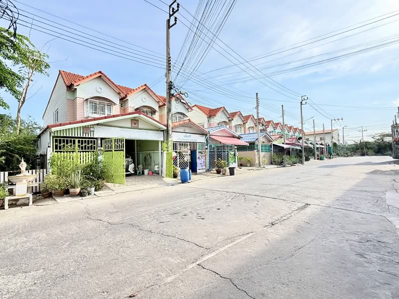 อรุณทอง 2 เพชรเกษม 77, Bangkok, Nong Kang Plu, Nong Khaem, Bangkok, 3 Bedrooms, 84 sqm, Townhouse For Sale, by ศิริเพ็ญ ทองอ่อน, 500303988 - DDproperty.com