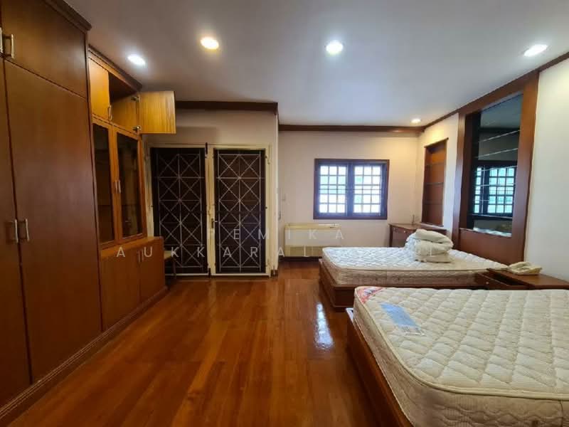 ทาวน์เฮ้าส์ 3-ห้องนอน, กรุงเทพ, อรุณอมรินทร์, บางกอกน้อย, กรุงเทพ, 280 ตร.ม., ทาวน์เฮ้าส์ ขาย, โดย Pemika Aukkaraleekul, 500304018 - DDproperty.com