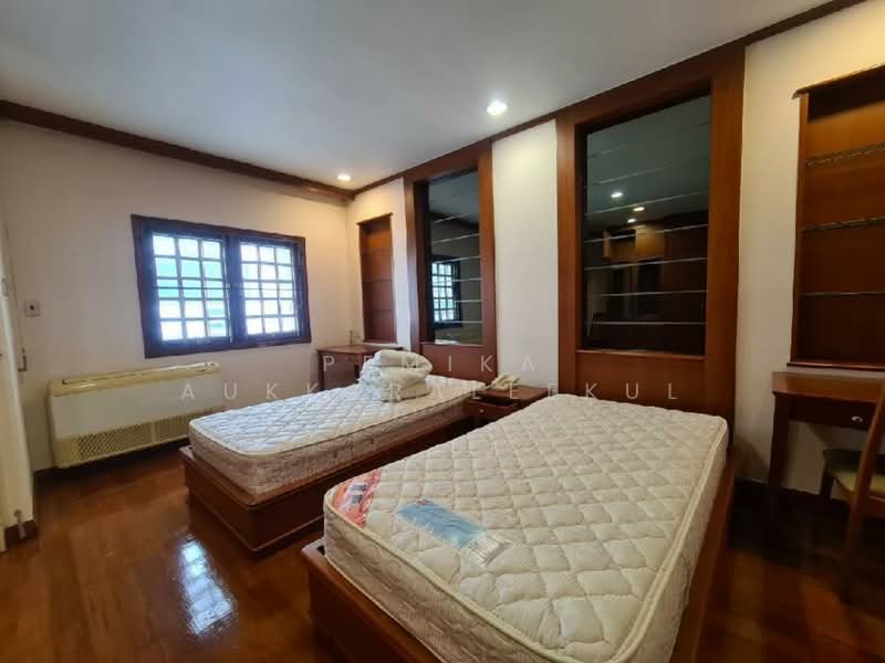 ทาวน์เฮ้าส์ 3-ห้องนอน, กรุงเทพ, อรุณอมรินทร์, บางกอกน้อย, กรุงเทพ, 280 ตร.ม., ทาวน์เฮ้าส์ ขาย, โดย Pemika Aukkaraleekul, 500304018 - DDproperty.com
