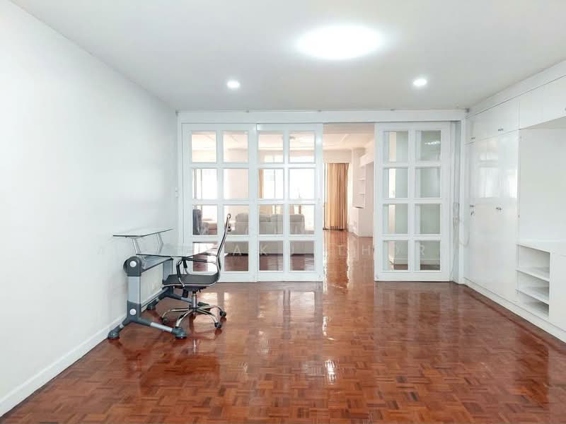 Regency Court condominium, Bangkok, 1 Khlong Toei District, Khlong Toei District, Bangkok, Khlong Toei, Khlong Toei, Bangkok, 4 Bedrooms, 380 sqm, Condo For Rent, by Vichai  Annavakulthorn, 500304019 - DDproperty.com