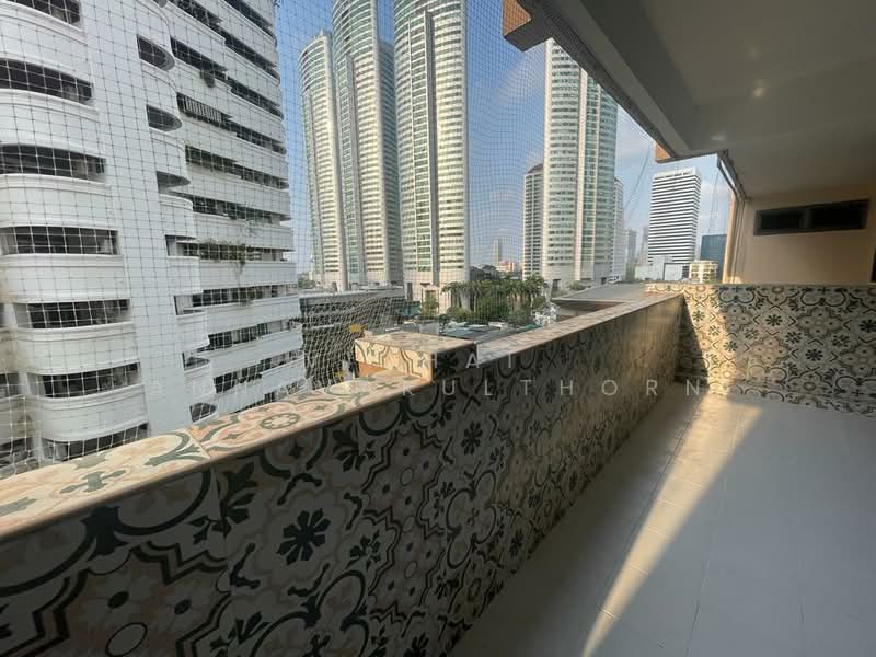 Regency Court condominium, Bangkok, 1 Khlong Toei District, Khlong Toei District, Bangkok, Khlong Toei, Khlong Toei, Bangkok, 4 Bedrooms, 380 sqm, Condo For Rent, by Vichai  Annavakulthorn, 500304019 - DDproperty.com