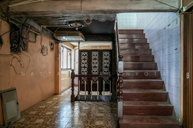 3-BR Townhouse, Bangkok, Wang Burapaphirom, Phra Nakhon, Bangkok, 3 Bedrooms, 204 sqm, Townhouse For Sale, by Nattapat Reunyota, 500304031 - DDproperty.com