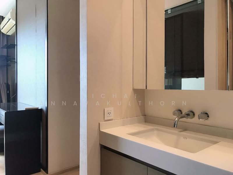 Siri At Sukhumvit, Bangkok, 902 Sukhumvit Road, Phra Kanong, Khlong Toei, Bangkok, 2 Bedrooms, 70 sqm, Condo For Rent, by Vichai  Annavakulthorn, 500304036 - DDproperty.com