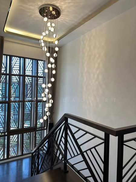 Burasiri Watcharapol, Bangkok, Sukhaphiban 5 Road, O-Ngoen, Sai Mai, Bangkok, 5 Bedrooms, 1,000 sqm, Single Detached House For Rent, by Parit Daolert, 500304060 - DDproperty.com