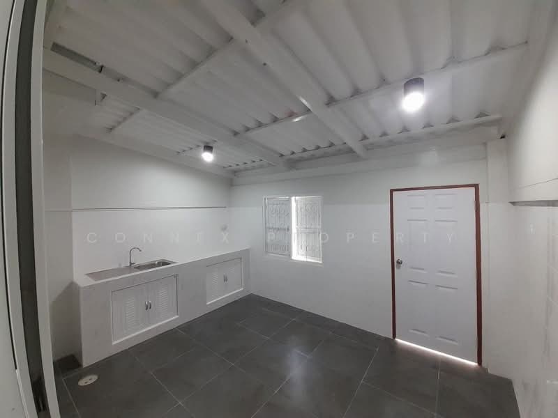 Townhouse on Sukhumvit Road, Bang Phra, Chon Buri (Pattaya), , Bang Phra, Si Racha, Chon Buri (Pattaya), 2 Bedrooms, 21 sqm, Townhouse For Sale, by Connex Property, 500304077 - DDproperty.com