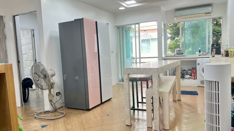 Family House Ladprao 71, Bangkok, 71 Ladprao, Lat Phrao, Lat Phrao, Bangkok, 2 Bedrooms, 55 sqm, Condo For Sale, by สินรัตน์ ปรีชานุกูล, 500304081 - DDproperty.com
